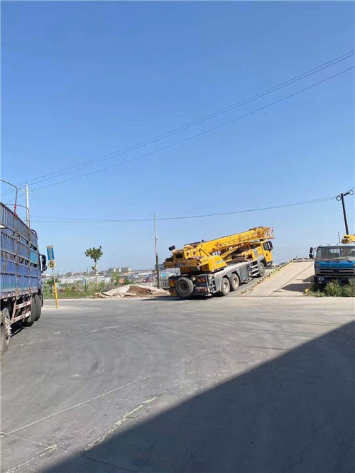 青神县25吨吊车的租赁价格大概是多少？