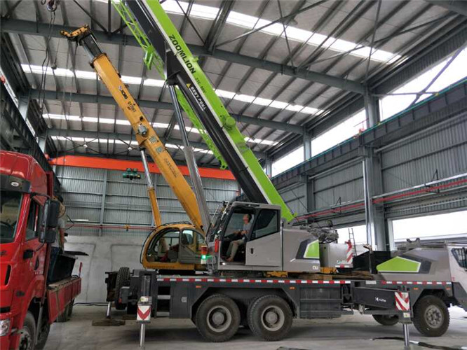 青神县高空车出租需要注意哪些安全事项？